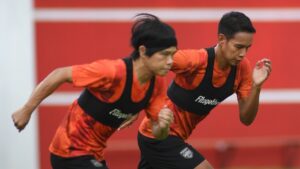 BORNEO FC KLASEMEN TANDANG
