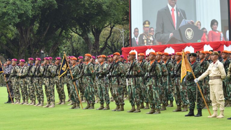 Masuki Usia 77 Tahun, TNI Diminta Siap Hadapi Tantangan Geopolitik Global