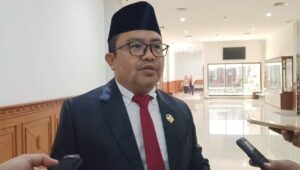 KOMUNIKASI