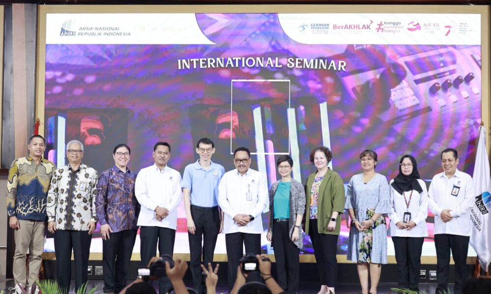 seminar kearsipan internasional